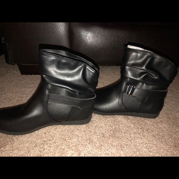 Brand new black ankle booties - Picture 2 of 2